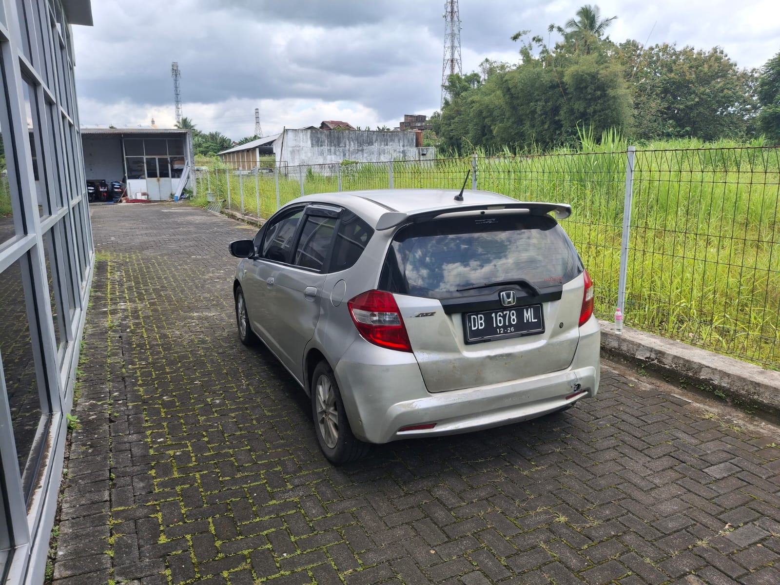 gambar besar 7